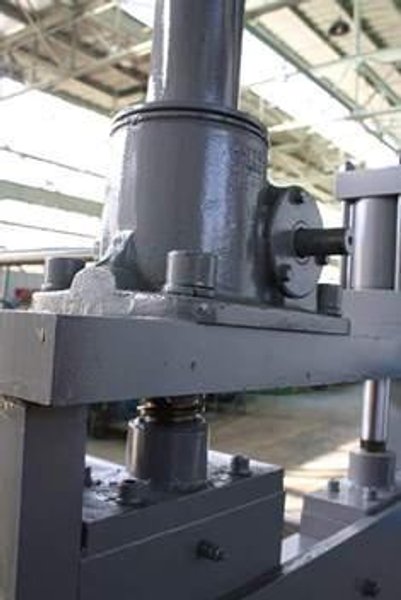 CAUFFIEL PLATE STRAIGHTENER:  STOCK #66173