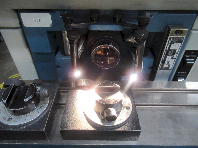 Deltronic DH14-MPC4 14" Optical Comparator with MPC-5 2-Axis Readout, Surface and Profile Illumination