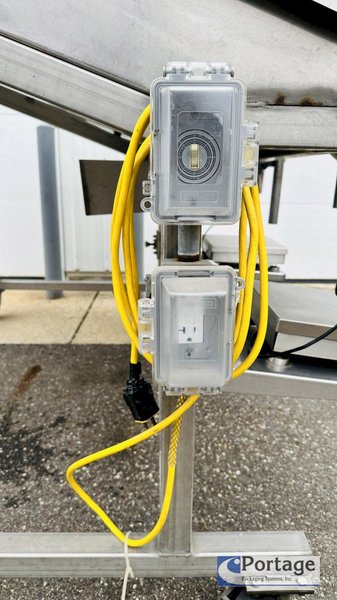 Heinzen Manufacturing  |  2720 Manual Produce Packing Table w/ Dual Scales