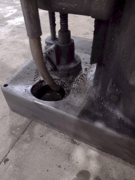 3 HP CINCINNATI MODEL 1-18 PLAIN HORIZONTAL MILLING MACHINE: STOCK #21030