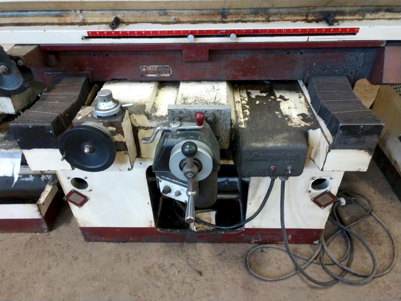 16&quot; X 32&quot; CHEVALIER MODEL #FSG1632AD HORIZONTAL 3 AXIS SURFACE GRINDER: STOCK 12711
