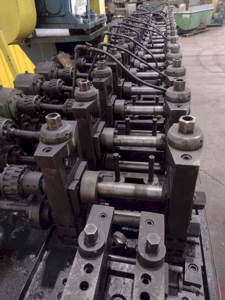 16 STAND X 1.5&quot; X 6&quot; VAN HUFFEL ROLLFORMER: STOCK #10499