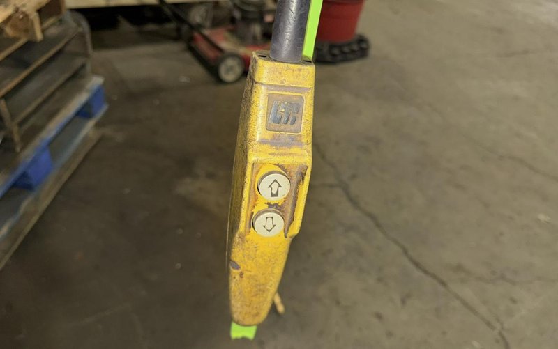 12" X 12' X 12' 1-TON GORBEL JIB CRANE. STOCK # 0546026