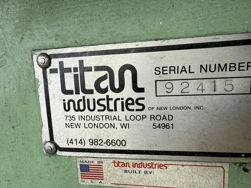 12" WIDE x TITAN STEEL CLEATED BELT INCLINED CONVEYOR: YOBRO #26020