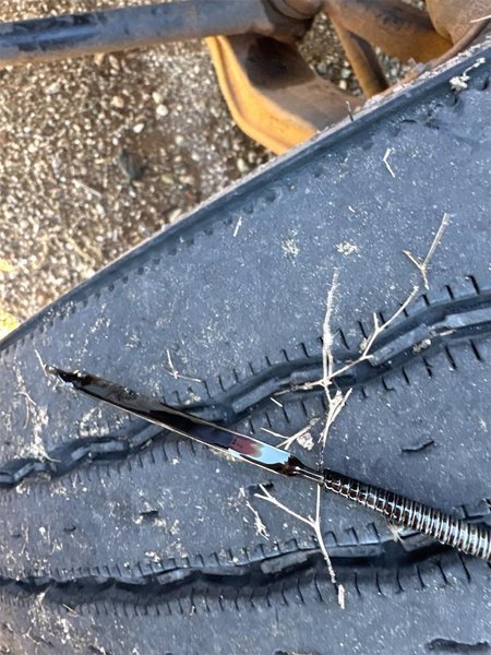 2020 Freightliner Cascadia 1FUJHHDV9LLLC1673