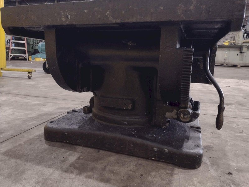 28&quot; X 32&quot; X 22&quot; CARLTON T-SLOTTED UNIVERSAL ADJUSTABLE DRILL BOX TABLE: YOBRO #23822