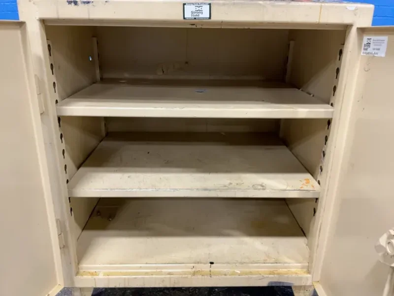 26” X 36” x 31” FOREMANS STAND