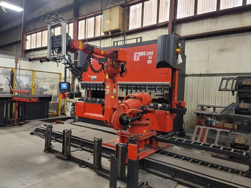 Amada 242 Ton X 14' 8-Axis CNC Press Brake W/Robotic Manipulator, Model HG2204RH