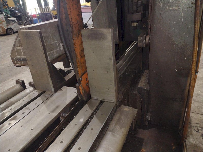 44&quot; X 20&quot; HEM MODEL #WF140HM-DC WIDE FLANGE HORIZONTAL DUAL COLUMN BANDSAW: STOCK #22726