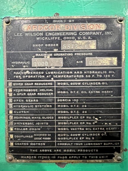 15,000 LB X 36” SECO POWERED UNCOILER COIL REEL, ON TRAVERSING BASE: STOCK #22957