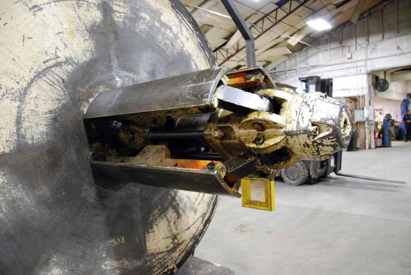 10,000 Lb. x 24″ MICHIGAN ROLL FORM Double Uncoiler