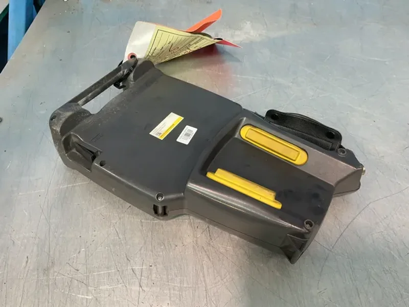 Fanuc  Teach  Pendant  - A05b-2256-c201#es6