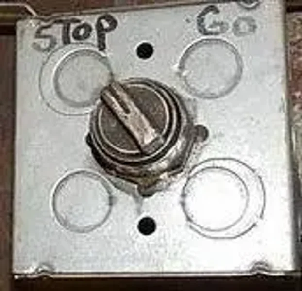 USED 12 STAND CONTOUR MODEL 201210 ROLL FORMER