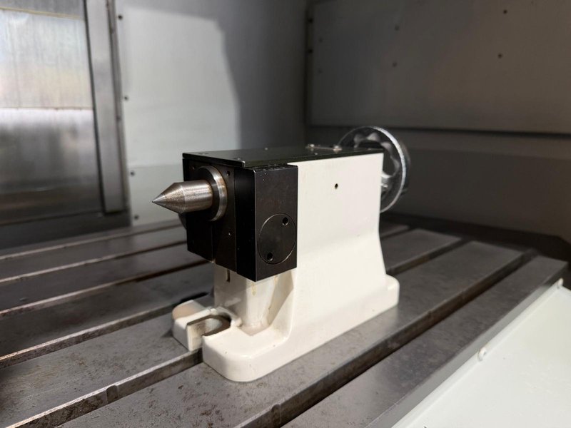 Mori Seiki DuraCenter 5 5-Axis CNC Vertical Machining Center – Mill
