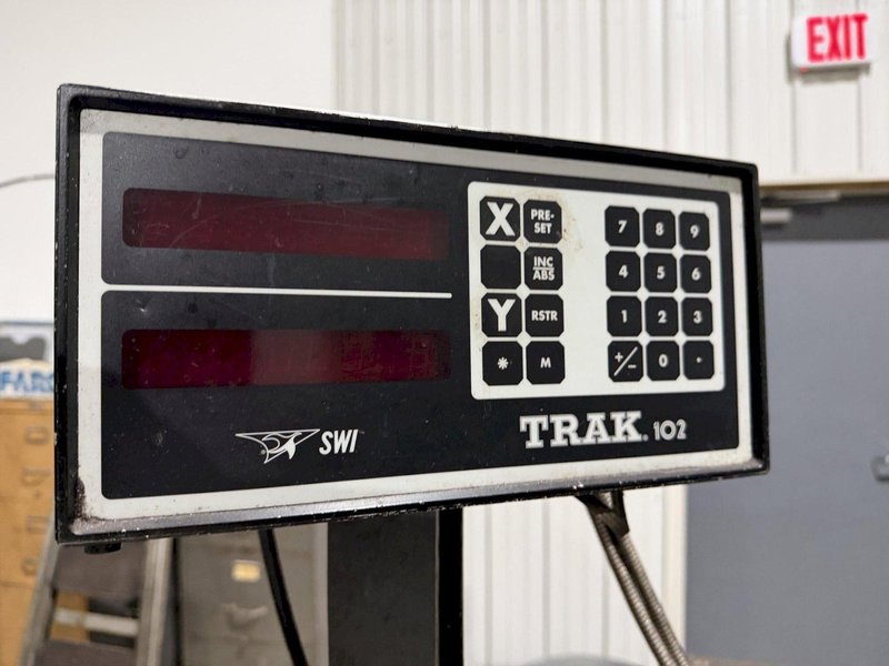 Clausing Colchester 17" x 80" Engine Lathe