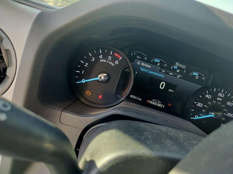 Ford Cutaway Cube Van, 2024 – Versatile Commercial Box Truck, Reliable &amp; Ready for Work