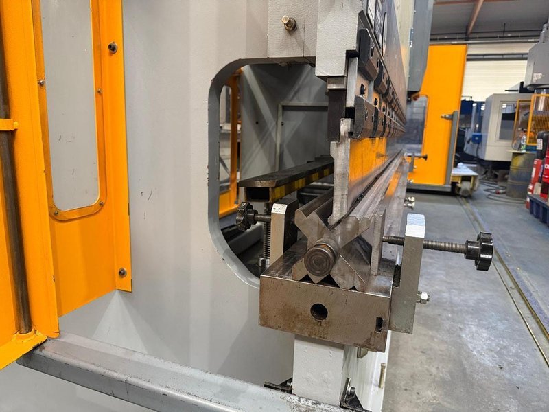 Haco - PPME 160 ton x 3100 mm