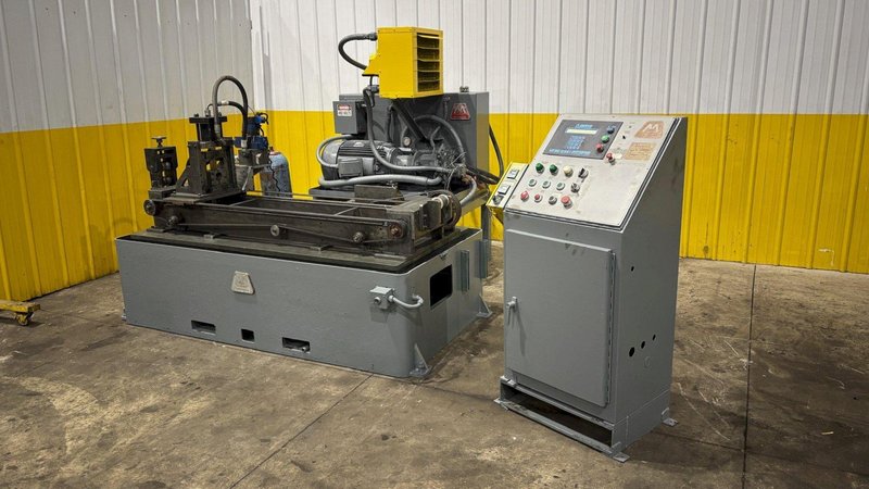 AMERICAN SERVO DRIVEN HYDRAULIC FLYING CUTOFF SHEAR WITH AMS CONTROLS: STOCK #18161