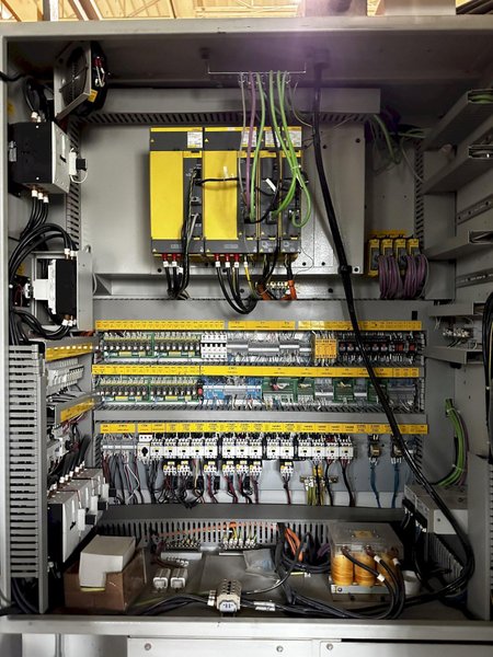 2007 Hardinge Bridgeport XR1500 Used CNC Vertical Machining Center For Sale