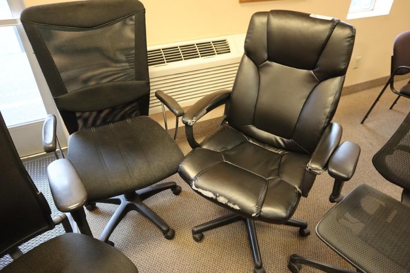 (4) Black Rolling Office Chairs- Auction Item