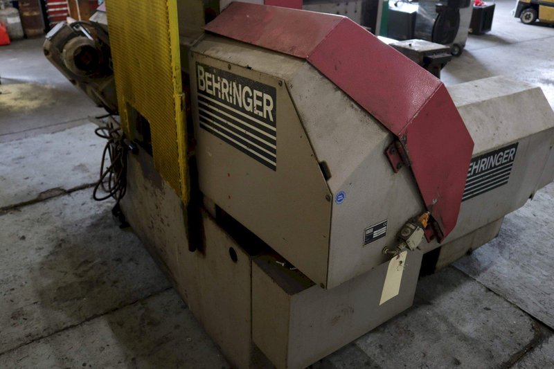 11.8' X 11.8' BEHRINGER 2 POST HORIZONTAL BAND SAW: STOCK #69883