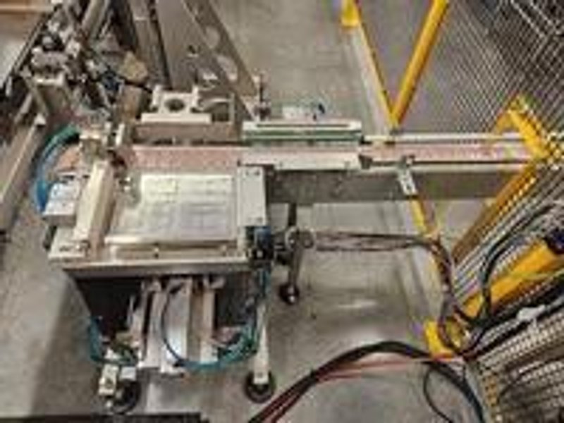 Fanuc M-710i Robot, 2018 – Langen LCR 700 Combined Robotic Palletizing System &amp; Case Packing Machine