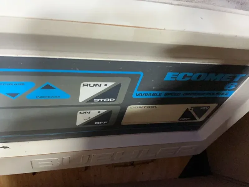 BUEHLER VARIABLE SPEED GRINDER &amp; POLISHER    -  ECOMET 6 / 491-885-1600