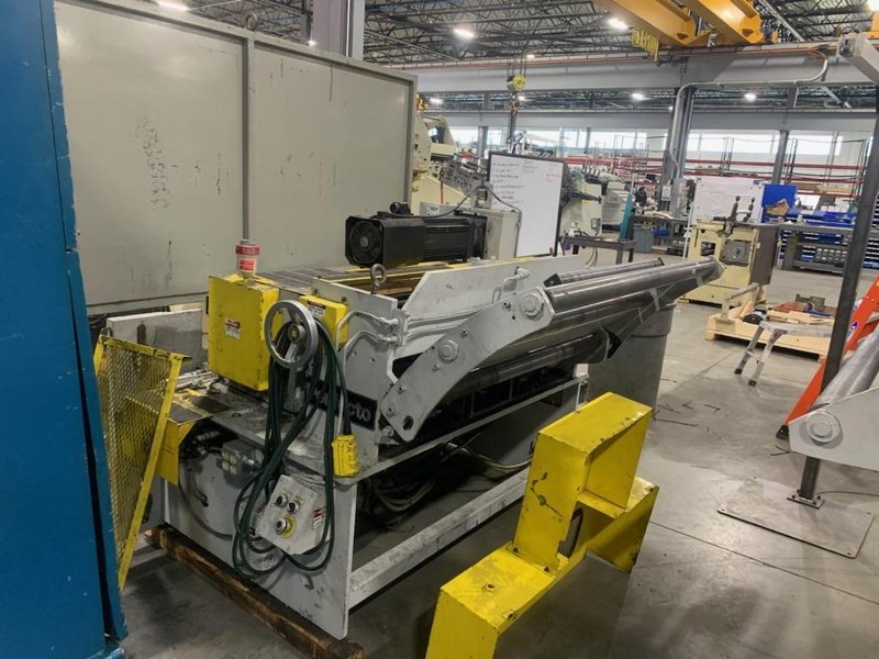 Perfecto Servo Roll Feed 42" Wide