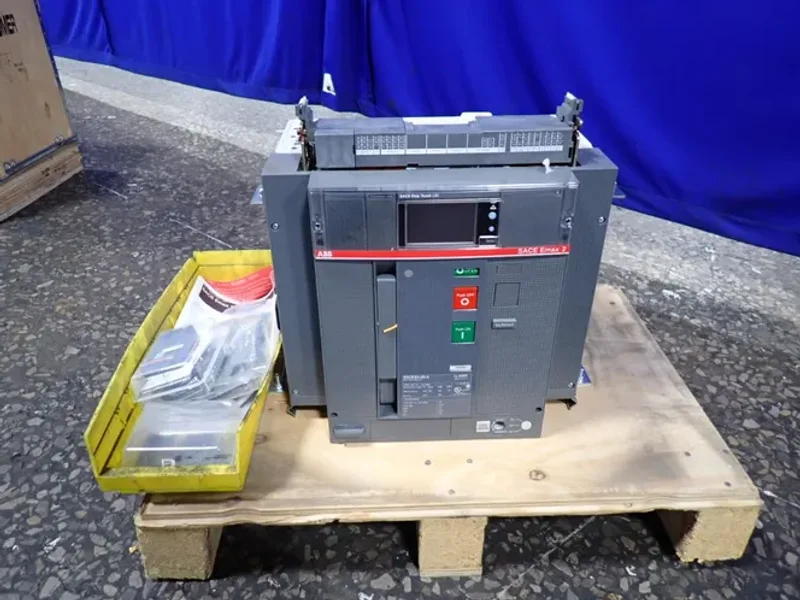 ABB AIR CIRCUIT BREAKER  -  SACE E4.2S-A