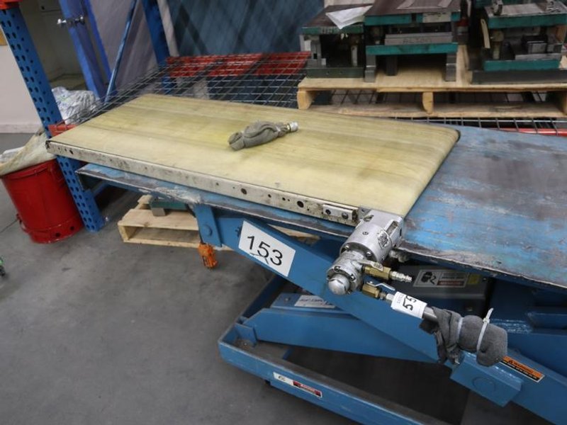 Pneumatic Slug Conveyor with 18" x 48" Conveyor with Gast Belt Drive- Auction Item