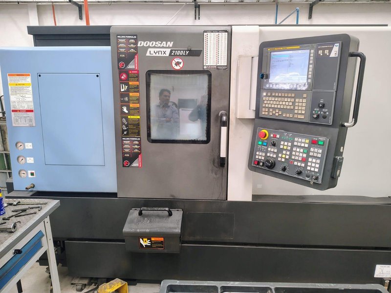 2018 Doosan LYNX 2100LYB CNC Lathe - Excellent Condition