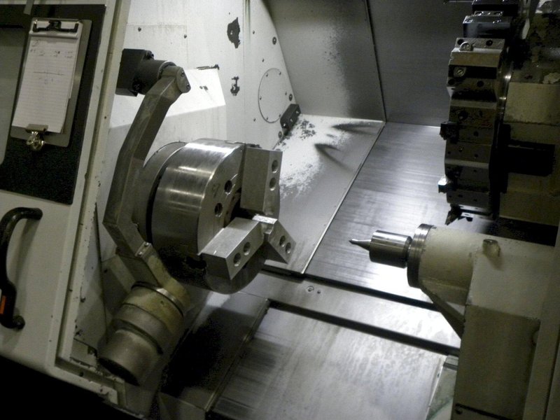 Mazak QTN 350-II CNC Lathe, 2008- 15″ Kitagawa Chuck, 4.6″ Through-Hole, Tool Pre-Setter