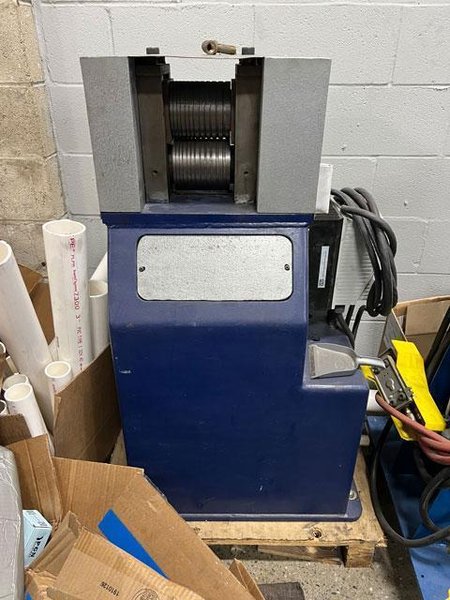 MACBEE MODEL 2R 1/2.5 CONTINUOUS WIRE POINTER (14649)