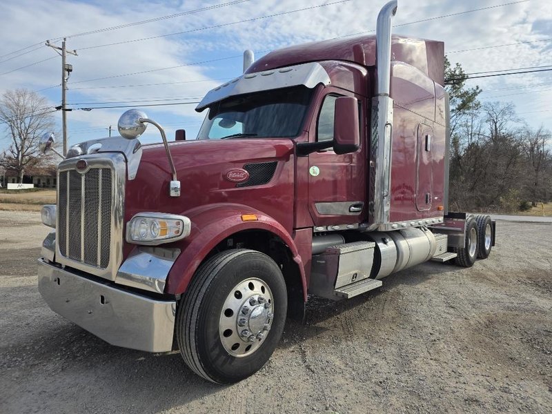 2022 Peterbilt 567 804181