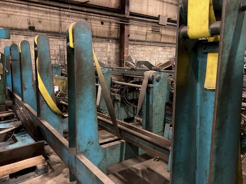 3904RB Used Haven 873 Re-cut w/ Bundle Loader &amp; Target