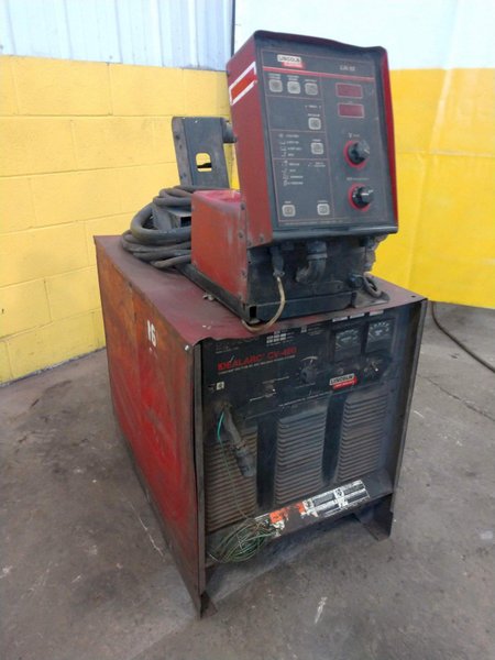 400 AMP LINCOLN ELECTRIC IDEALARC DC-400 WELDER: STOCK #14079