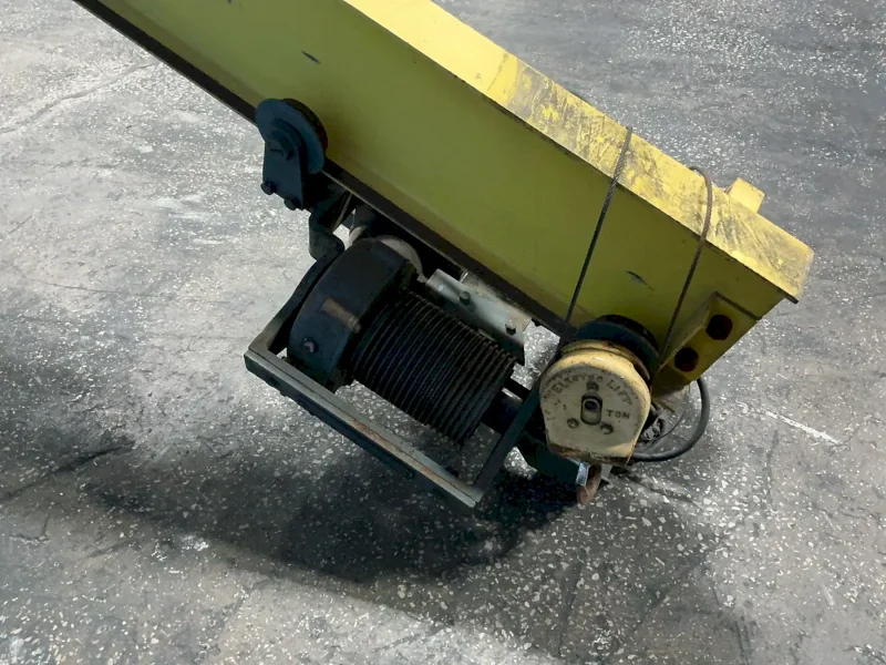 1 TON JIB CRANE W/ HOIST