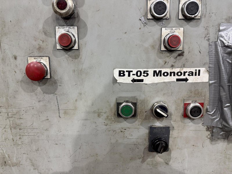 36" x 48" x 8 WHEEL PANGBORN ROTOBLAST PASS THROUGH HANGING CONVEYOR SHOT BLAST MACHINE: YOBRO #24717