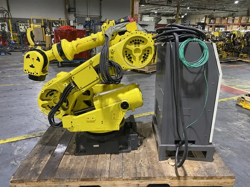 FANUC – R-2000iA/200FO w/ RJ3iB Controls PARTS ONLY
