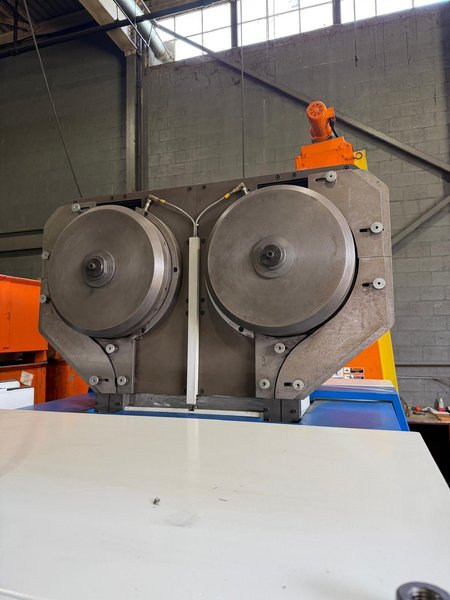 NUTAP MAS-33F Twin Spindle NUT TAPPING MACHINE