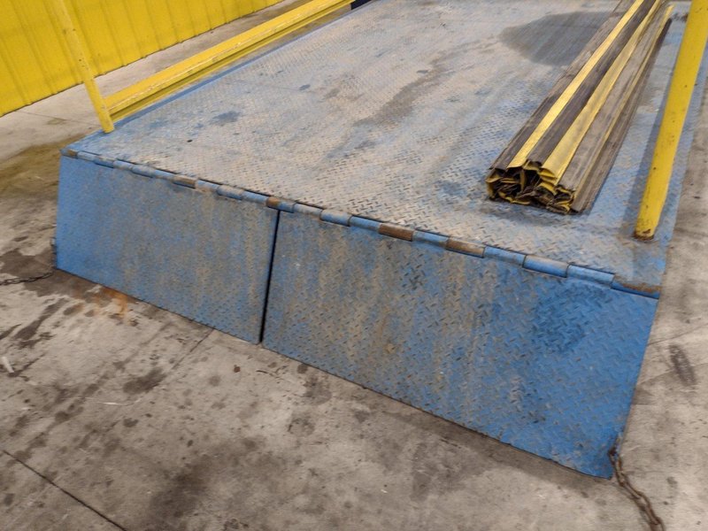 8,000 LBS X 108" X 84" BLUE GIANT MODEL #SEDPH 53-208 HYDRAULIC LIFT TABLE / ELEVATING DOCK: STOCK #22330