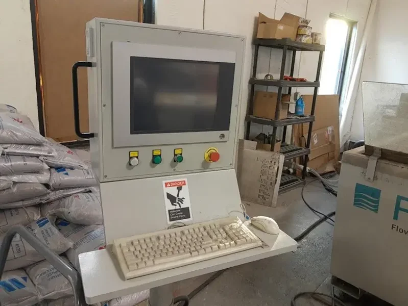 2019 FLOW MACH 2 1313B | Waterjet Cutters