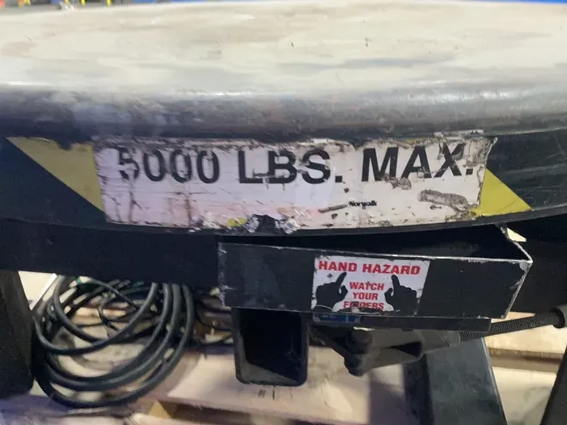 42" TABLE / 5000 LB PALLET DECOILER  -  F713-20-B5-J
