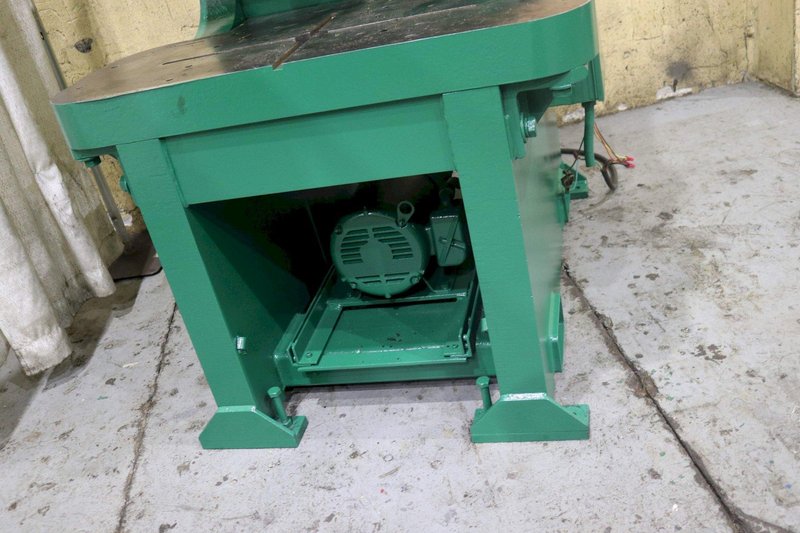 118 TON HMI HYDRAULIC PRESS: STOCK #72624