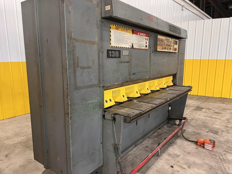 6' X 10 GAUGE CINCINNATI MODEL #135 HYDRAULIC POWER SHEAR WITH BACK GAUGE: STOCK #20791