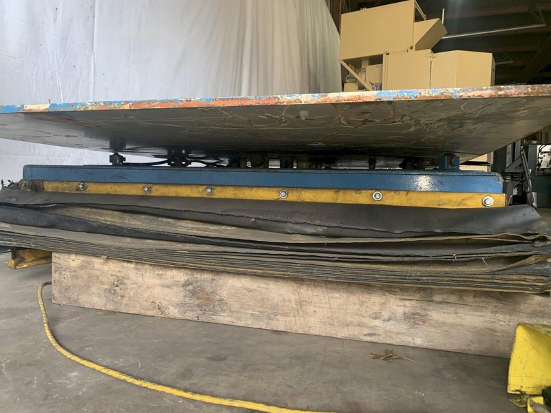 2000 LB  X  48" X 96" SOUTHWORTH ELECTRIC HYDRAULIC SCISSOR LIFT TABLE: STOCK #11539