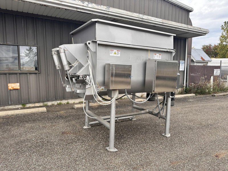 Mepaco Model: 170  - 2000lb Capacity Mixer-Blender w/Dual Ribbons