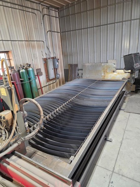 6′ x 12′ Koike Aronson M-612 Plasma Table, 2003 (rebuilt in 2011) – Hypertherm HPR130XD, 130 Amps