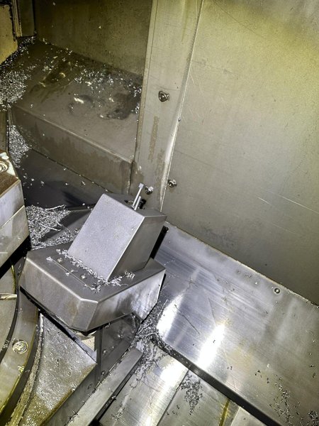 Okuma MA-400HA CNC Horizontal Machining Center For Sale - 2004