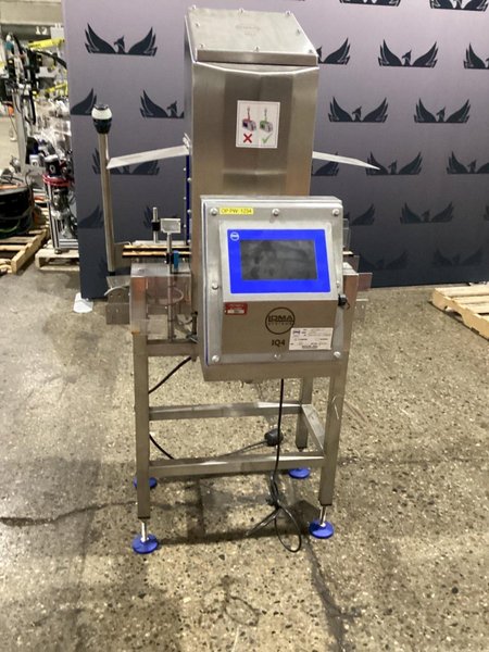 LOMA SYSTEMS IQ4 METAL DETECTOR CHECKWEIGHER COMBO SYSTEM USED